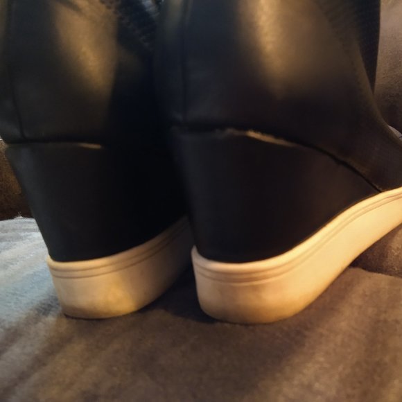 MIA - BLACK WEDGE SNEAKERS - SIZE 9.5 - GOOD CONDITION - Picture 4 of 9